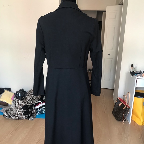 Windbreaker - Picture 6 of 8